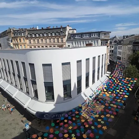 100 Qm Raumwunder Inmitten Der Altstadt Apartment